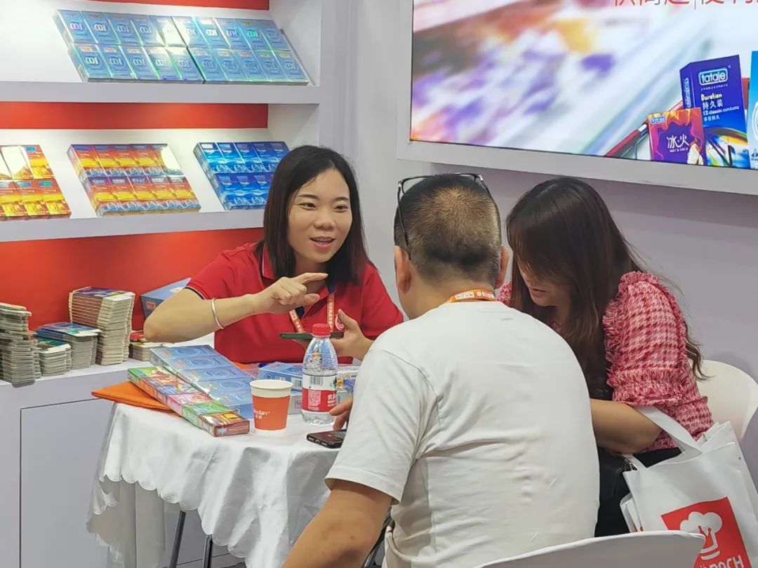 超市便利店日用百貨經銷商做避孕套大有優勢(圖1) 超市便利店日用百貨經銷商做避孕套大有優勢(圖1)